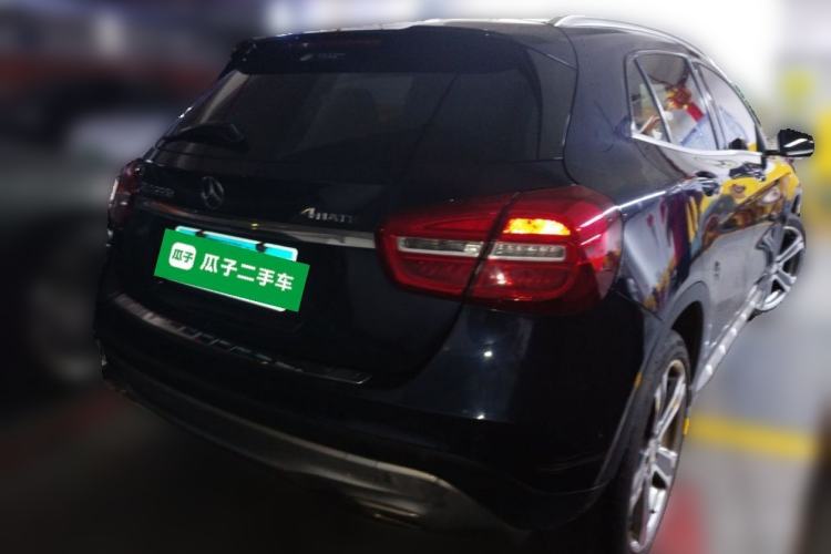 Used Mercedes-Benz GLA 2016 GLA 220 4MATIC Luxury Model Rear Right 45 Deg