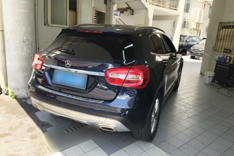 Used Mercedes-Benz GLA 2016 GLA 200 Sport Edition Rear Right 45 Deg
