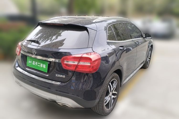 Used Mercedes-Benz GLA 2016 GLA 200 Fashion Model Rear Right 45 Deg