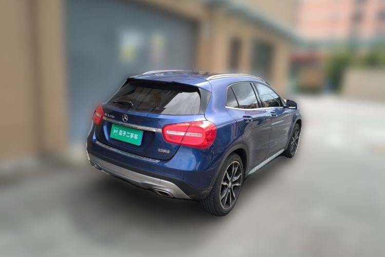 Used Mercedes-Benz GLA 2016 GLA 200 Blue Edition Rear Right 45 Deg