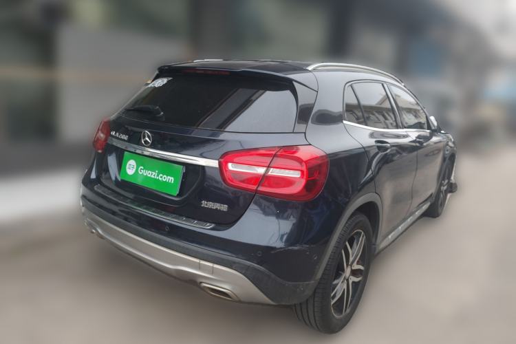 Used Mercedes-Benz GLA 2016 GLA 200 Fashion Model Rear Right 45 Deg