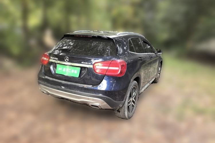 Used Mercedes-Benz GLA 2016 GLA 200 Fashion Model Rear Right 45 Deg