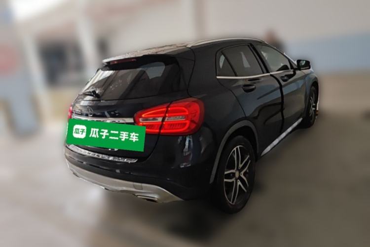 Used Mercedes-Benz GLA 2016 GLA 200 Fashion Model Rear Right 45 Deg