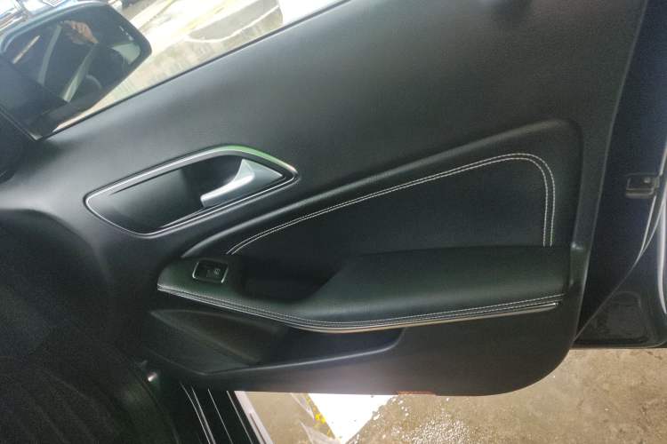 Used Mercedes-Benz GLA 2016 GLA 200 Sport Edition Right Front Door Interior