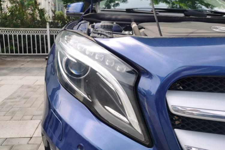 Used Mercedes-Benz GLA 2016 GLA 200 Blue Edition Right Front Headlight