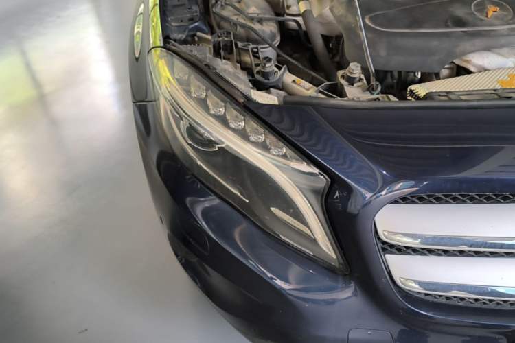 Used Mercedes-Benz GLA 2016 GLA 220 4MATIC Fashion Edition Right Front Headlight