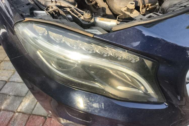 Used Mercedes-Benz GLA 2016 GLA 200 Fashion Model Right Front Headlight