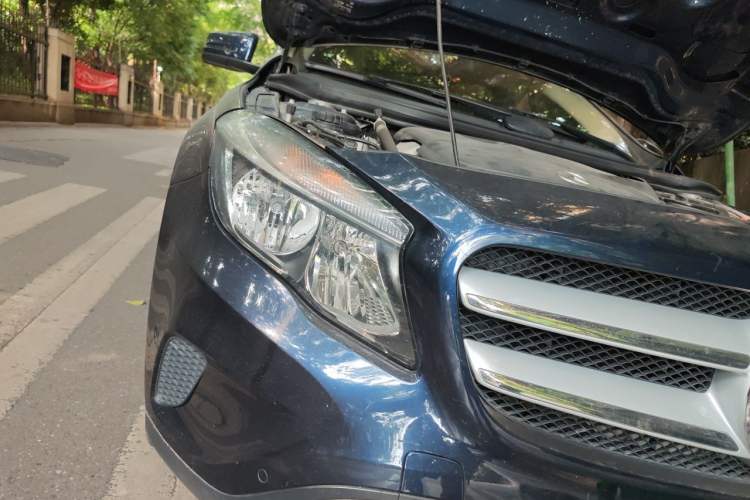 Used Mercedes-Benz GLA 2016 GLA 200 Sport Edition Right Front Headlight