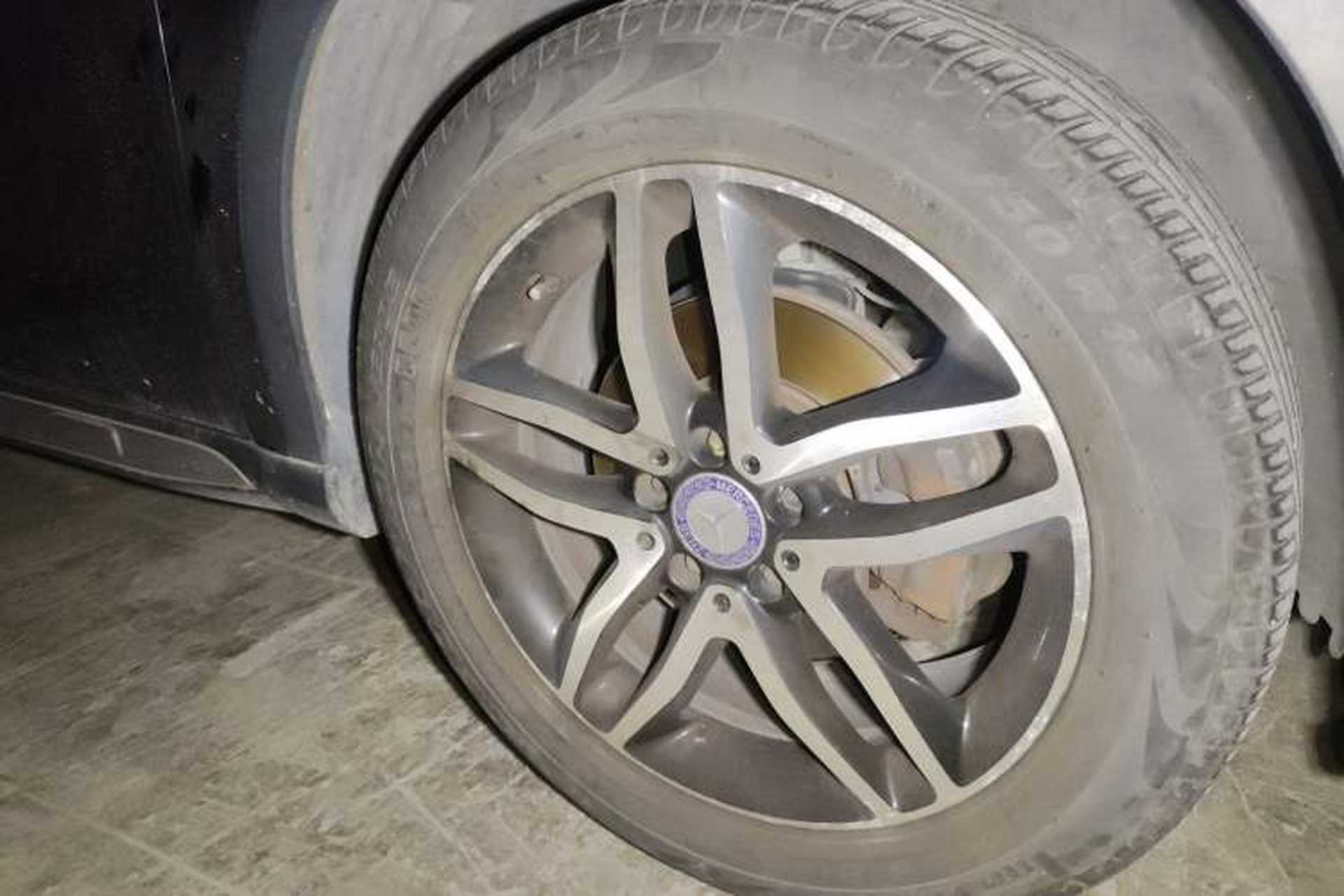 Used Mercedes-Benz GLA 2016 GLA 200 Fashion Model Right Front Wheel Hub