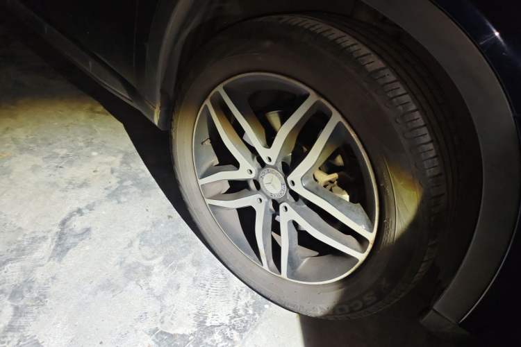 Used Mercedes-Benz GLA 2016 GLA 200 Fashion Model Right Front Wheel Hub