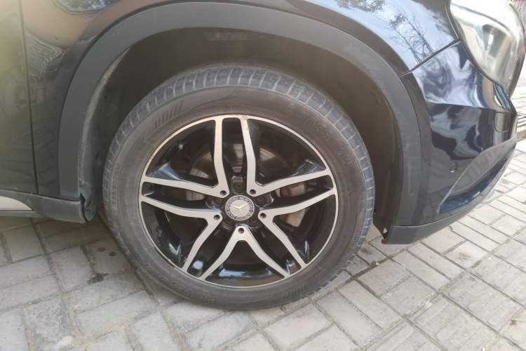 Used Mercedes-Benz GLA 2016 GLA 200 Fashion Model Right Front Wheel Hub