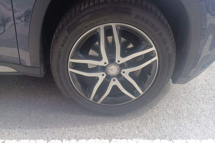 Used Mercedes-Benz GLA 2016 GLA 200 Fashion Model Right Front Wheel Hub