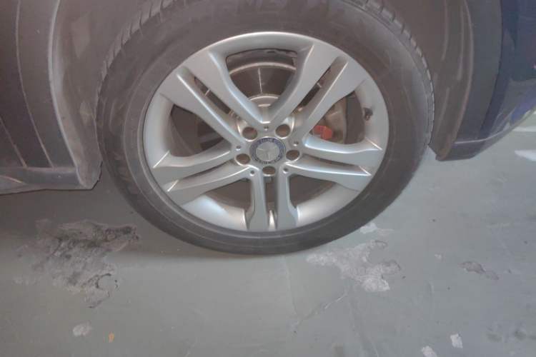 Used Mercedes-Benz GLA 2016 GLA 200 Sport Edition Right Front Wheel Hub