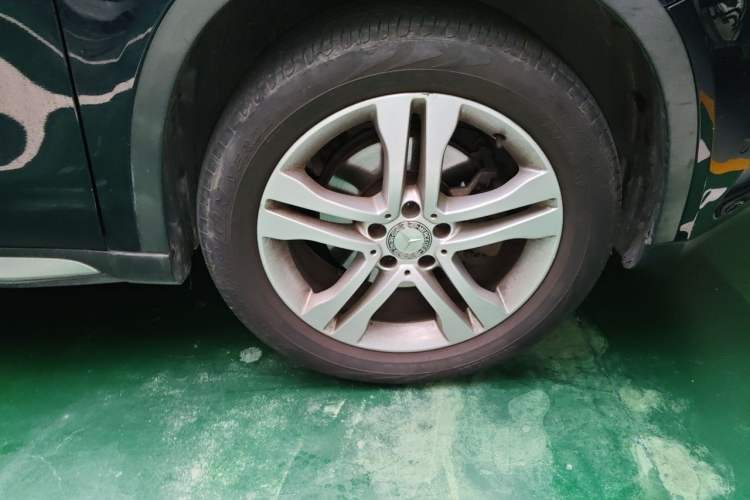 Used Mercedes-Benz GLA 2016 GLA 200 Sport Edition Right Front Wheel Hub