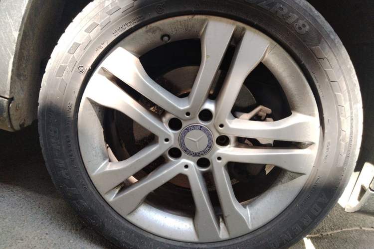 Used Mercedes-Benz GLA 2016 GLA 200 Sport Edition Right Front Wheel Hub