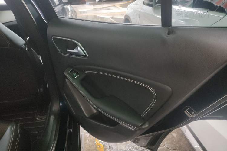 Used Mercedes-Benz GLA 2016 GLA 200 Sport Edition Right Rear Door Interior