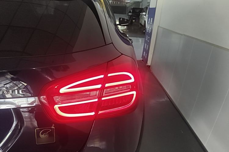 Used Mercedes-Benz GLA 2016 GLA 220 4MATIC Fashion Edition Right Rear Taillight