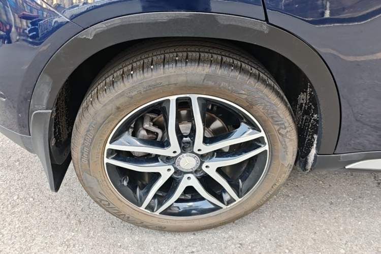 Used Mercedes-Benz GLA 2016 GLA 200 Fashion Model Right Rear Wheel Hub