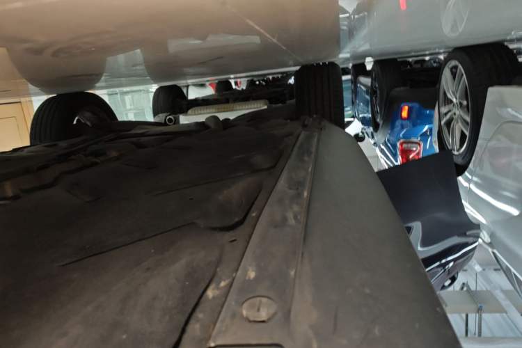 Used Mercedes-Benz GLA 2016 GLA 200 Sport Edition Right Side Sill