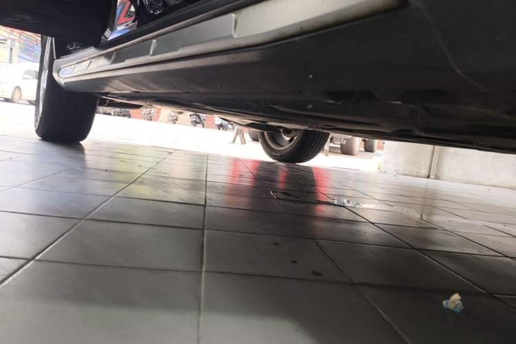 Used Mercedes-Benz GLA 2016 GLA 200 Sport Edition Right Side Sill