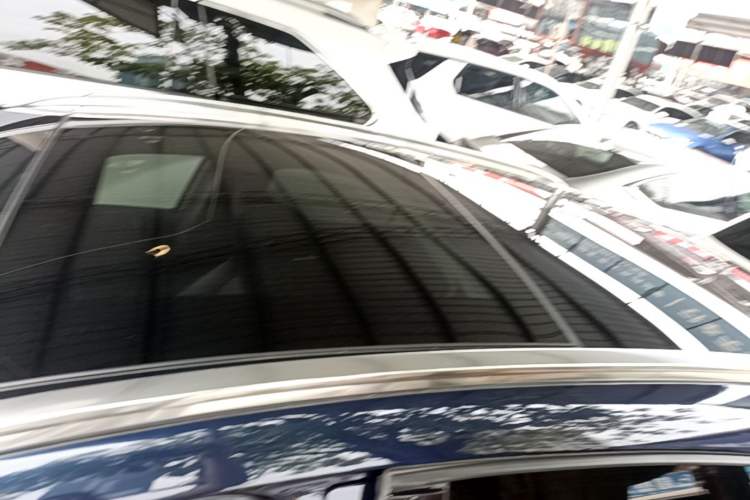 Used Mercedes-Benz GLA 2016 GLA 200 Fashion Model Roof