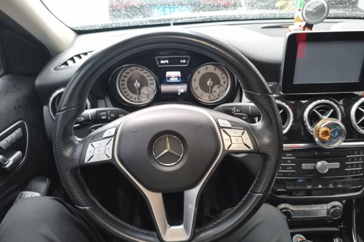 Used Mercedes-Benz GLA 2016 GLA 200 Fashion Model Steering Wheel