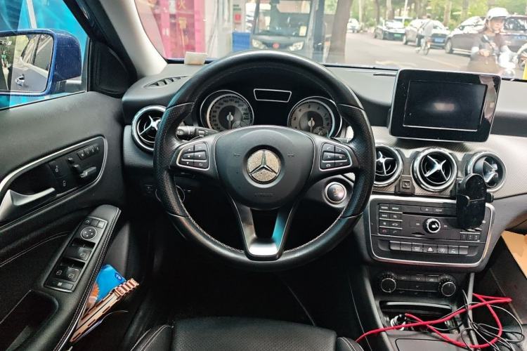 Used Mercedes-Benz GLA 2016 GLA 200 Sport Edition Steering Wheel