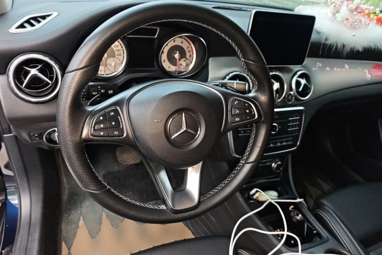 Used Mercedes-Benz GLA 2016 GLA 200 Fashion Model Steering Wheel