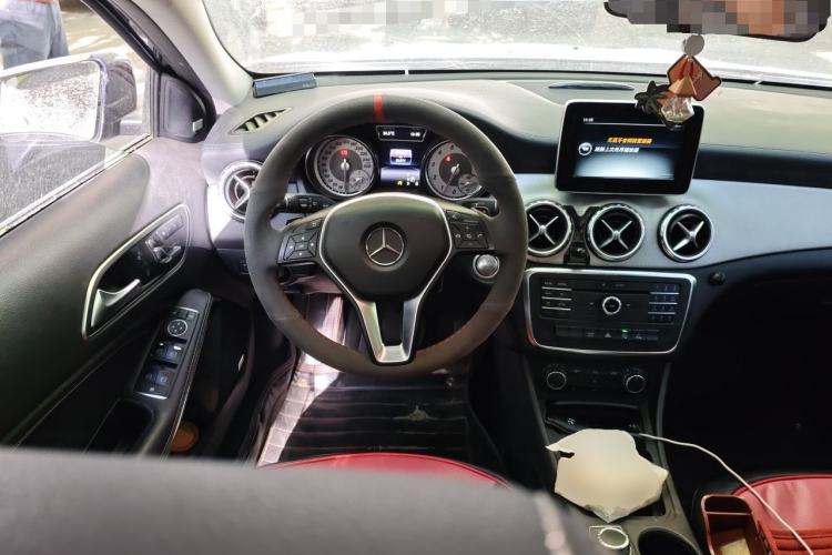 Used Mercedes-Benz GLA 2016 GLA 200 Fashion Model Steering Wheel