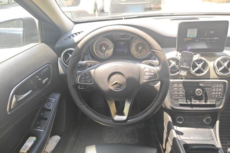 Used Mercedes-Benz GLA 2016 GLA 200 Fashion Model Steering Wheel