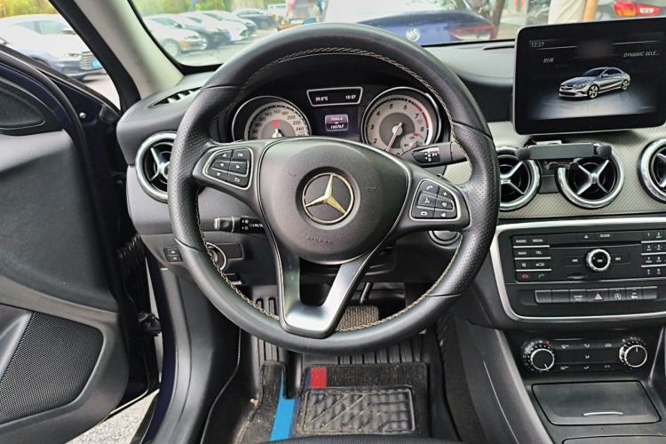 Used Mercedes-Benz GLA 2016 GLA 200 Fashion Model Steering Wheel