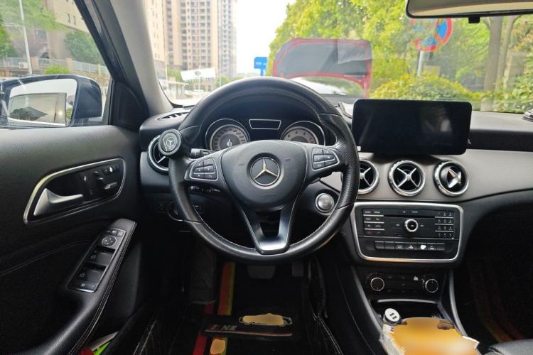 Used Mercedes-Benz GLA 2016 GLA 200 Sport Edition Steering Wheel