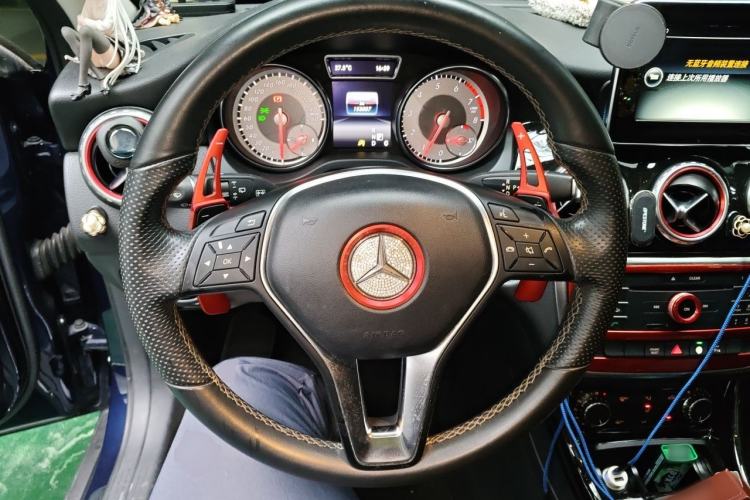 Used Mercedes-Benz GLA 2016 GLA 200 Sport Edition Steering Wheel