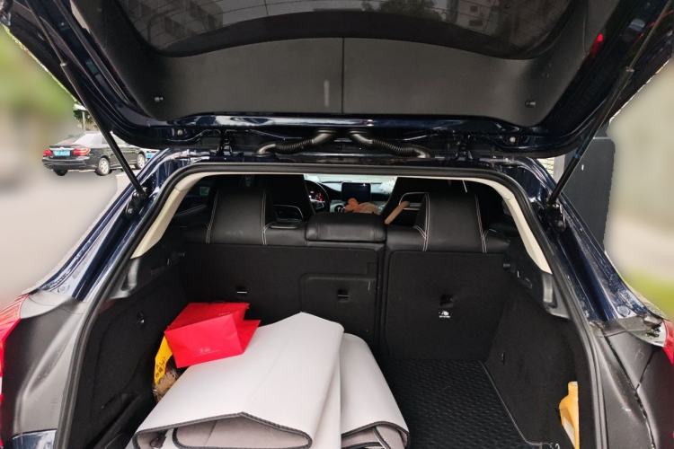 Used Mercedes-Benz GLA 2016 GLA 200 Fashion Model Trunk