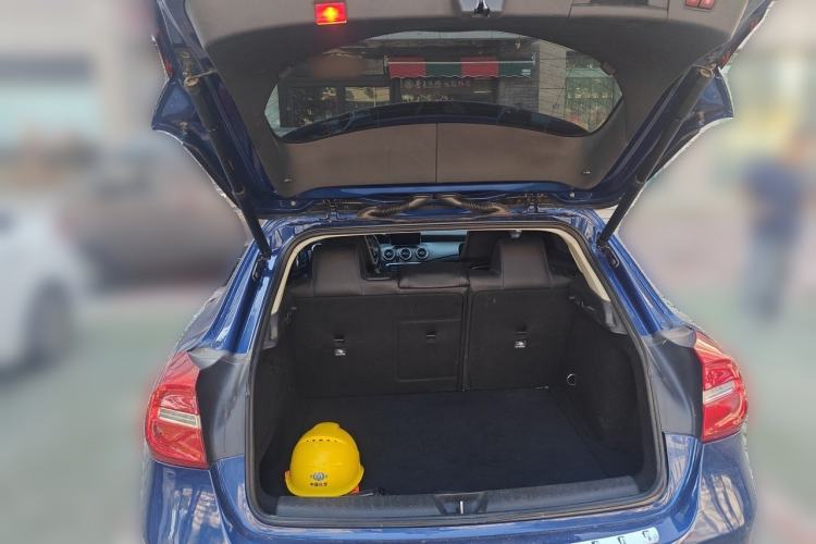 Used Mercedes-Benz GLA 2016 GLA 200 Blue Edition Trunk