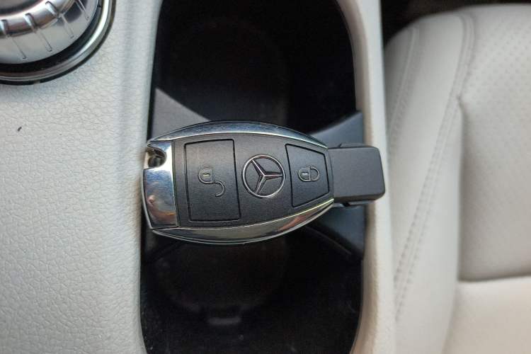 Used Mercedes-Benz GLA 2016 GLA 220 4MATIC Fashion Edition Vehicle Key