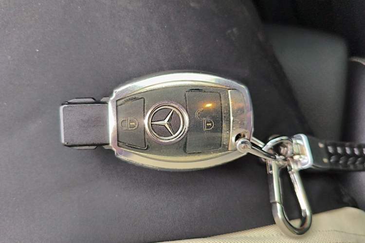 Used Mercedes-Benz GLA 2016 GLA 200 Fashion Model Vehicle Key