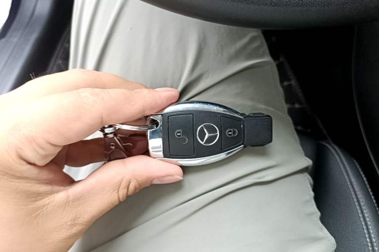 Used Mercedes-Benz GLA 2016 GLA 200 Fashion Model Vehicle Key