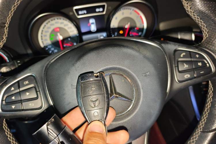 Used Mercedes-Benz GLA 2016 GLA 200 Fashion Model Vehicle Key