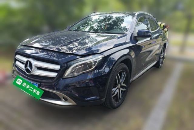 Ojetý Mercedes-Benz GLA 2016 GLA 200 Fashion Model