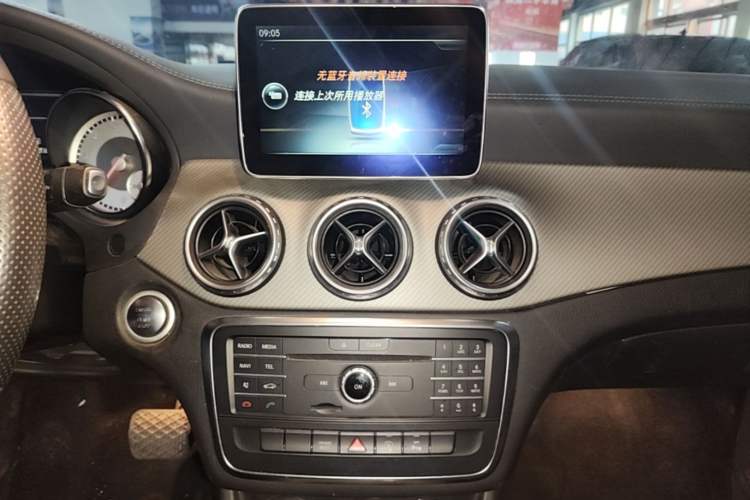 Used Mercedes-Benz GLA 2016 GLA 200 Fashion Model Audio And AC Panel