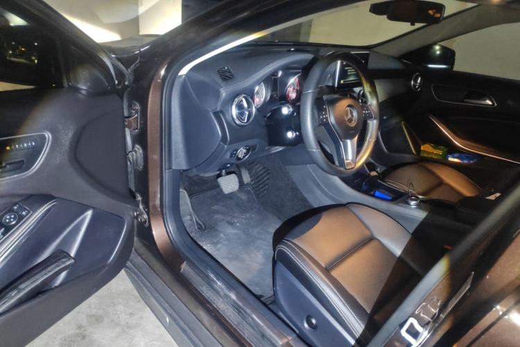 Used Mercedes-Benz GLA 2016 GLA 200 Fashion Model Driver Seat