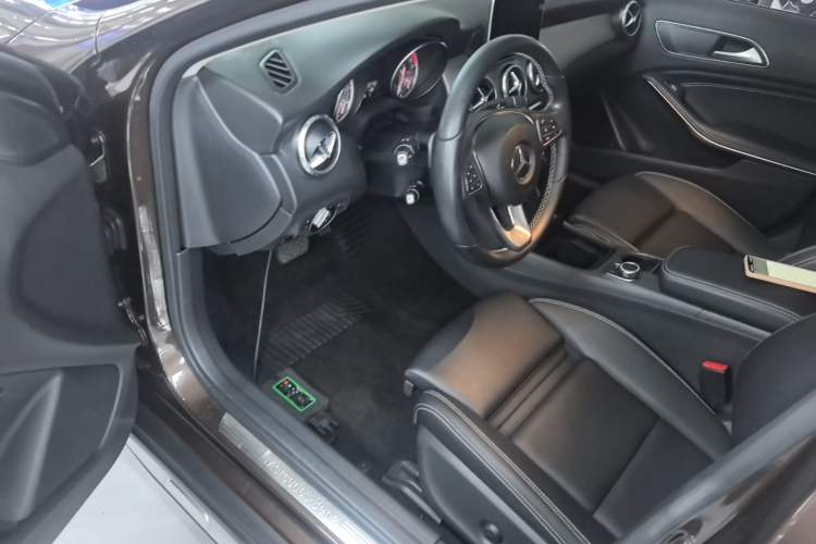 Used Mercedes-Benz GLA 2016 GLA 200 Fashion Model Driver Seat