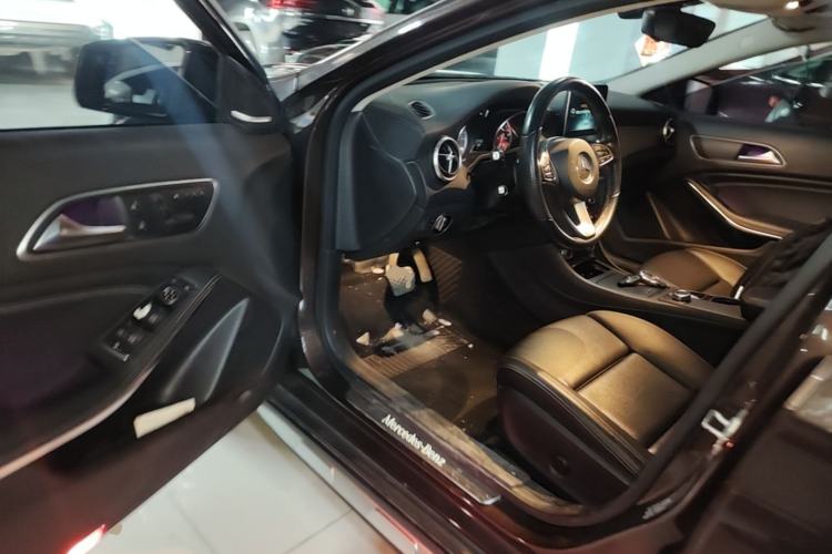 Used Mercedes-Benz GLA 2016 GLA 200 Fashion Model Driver Seat