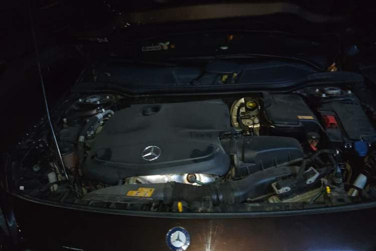 Used Mercedes-Benz GLA 2016 GLA 200 Sport Edition Engine Bay