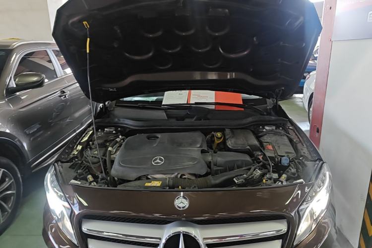 Used Mercedes-Benz GLA 2016 GLA 220 4MATIC Fashion Edition Engine Bay