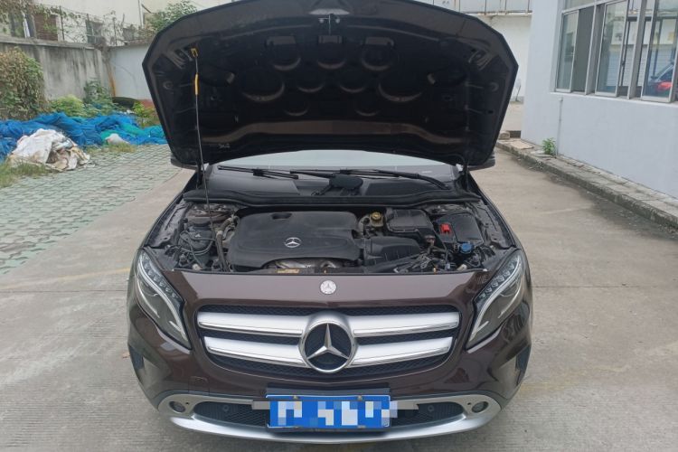 Used Mercedes-Benz GLA 2016 GLA 220 4MATIC Fashion Edition Engine Bay