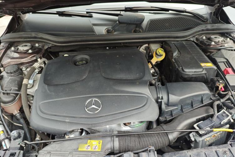 Used Mercedes-Benz GLA 2016 GLA 200 Fashion Model Engine Bay