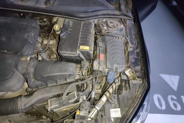 Used Mercedes-Benz GLA 2016 GLA 220 4MATIC Fashion Edition Engine Bay Left
