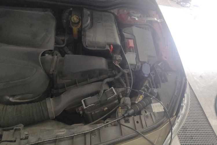Used Mercedes-Benz GLA 2016 GLA 220 4MATIC Fashion Edition Engine Bay Left